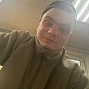 Знакомства: Илья, 19 лет, Псков
