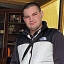 Знакомства: Максим, 21 год, Канаш