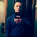 Знакомства: Vadim, 29 лет, Саяногорск