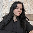 Знакомства: Кристина, 18 лет, Челябинск