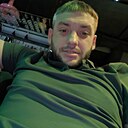 Знакомства: Анатолий, 32 года, Энгельс