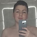 Знакомства: Дамир, 18 лет, Ялта