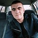 Знакомства: Андрей, 37 лет, Миоры