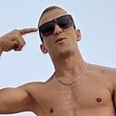 Знакомства: Серый, 35 лет, Артем