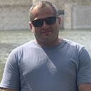 Знакомства: Valentyn, 44 года, Познань