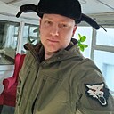 Знакомства: Илья, 29 лет, Уссурийск