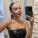 Знакомства: Karina, 35 лет, Москва