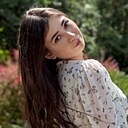 Знакомства: Полина, 22 года, Симферополь