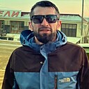 Знакомства: Umar, 43 года, Ялта