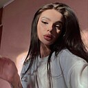 Знакомства: Ника, 22 года, Краснодар
