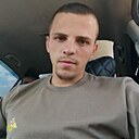Знакомства: Андрей, 28 лет, Уссурийск