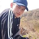 Знакомства: Vova, 19 лет, Киев