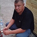 Знакомства: Евгений, 40 лет, Улеты