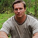 Знакомства: Александр, 35 лет, Новомосковск