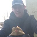 Знакомства: Максим, 18 лет, Ухта
