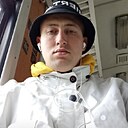Знакомства: Денис, 25 лет, Кропивницкий