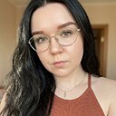 Знакомства: Ксения, 25 лет, Барнаул