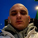 Знакомства: Валерий, 22 года, Самара