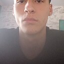 Знакомства: Руслан, 19 лет, Киров