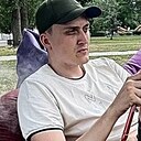 Знакомства: Максим, 25 лет, Новомосковск