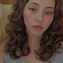 Знакомства: Ангелина, 19 лет, Ялта