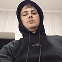 Знакомства: Олег, 23 года, Соленое