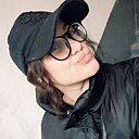 Знакомства: Ксения, 20 лет, Шахты