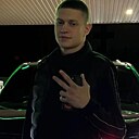 Знакомства: Макс, 27 лет, Евпатория