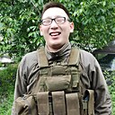 Знакомства: Руслан, 29 лет, Волноваха