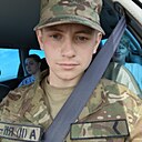 Знакомства: Олег, 20 лет, Петропавловск