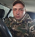Знакомства: Дмитрий, 31 год, Волноваха