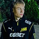 Знакомства: Илья, 18 лет, Новокуйбышевск