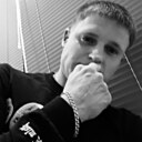 Знакомства: Viktor, 35 лет, Балаклава