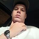 Знакомства: Максим, 28 лет, Москва