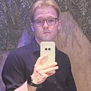 Знакомства: Владислав, 24 года, Первоуральск