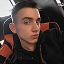 Знакомства: Дмитрий, 20 лет, Москва