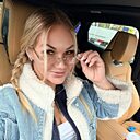 Знакомства: Юля, 35 лет, Москва