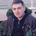 Знакомства: Александр, 28 лет, Первоуральск