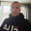 Знакомства: Илья, 36 лет, Первоуральск