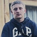 Знакомства: Кирилл, 23 года, Ялта