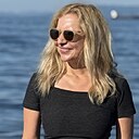 Знакомства: Yulia, 47 лет, Санкт-Петербург