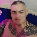 Знакомства: Евгений, 38 лет, Тюмень