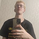 Знакомства: Рома, 20 лет, Саянск