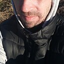 Знакомства: Виктор, 35 лет, Магнитогорск