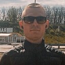 Знакомства: Саша, 22 года, Азов