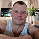 Знакомства: Илья, 37 лет, Великие Луки