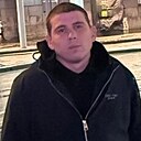 Знакомства: Артём, 25 лет, Славянск-на-Кубани