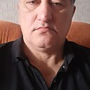 Знакомства: Руслан, 52 года, Волжский
