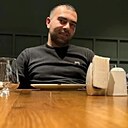 Знакомства: Юра, 31 год, Бохан