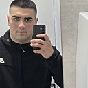 Знакомства: Robert, 24 года, Владикавказ